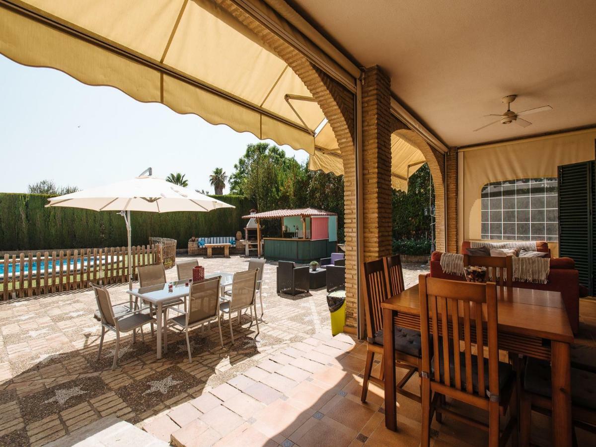 Divi Apartments Villa Reyes Mairena del Aljarafe Kültér fotó