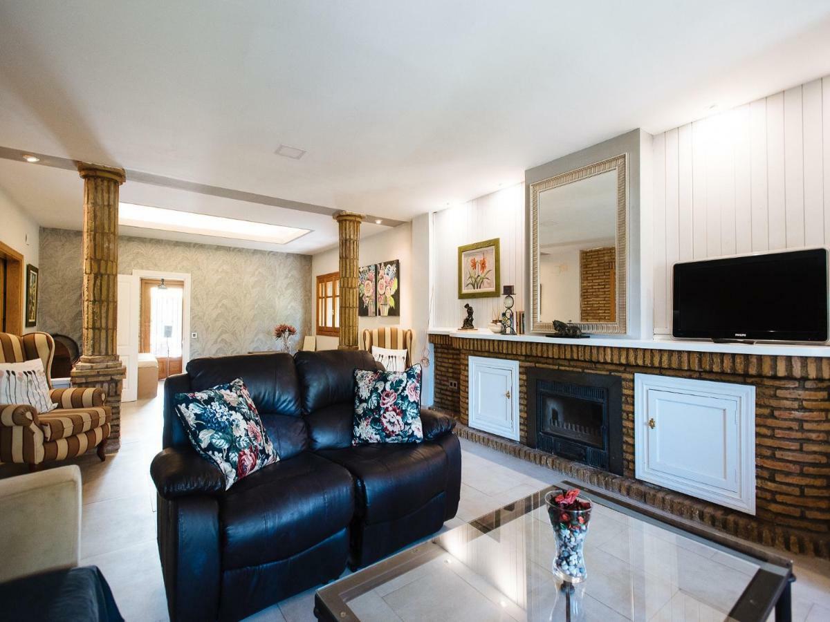 Divi Apartments Villa Reyes Mairena del Aljarafe Kültér fotó